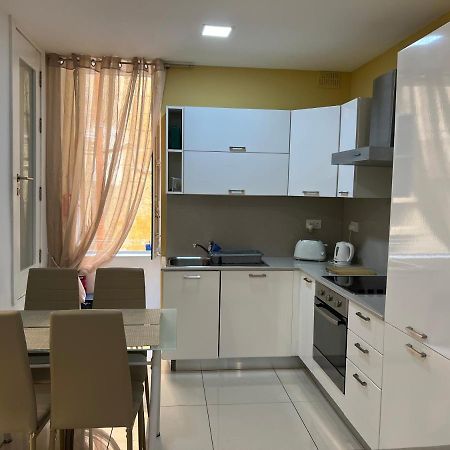 St. Elmo Apartments La La Valletta Esterno foto